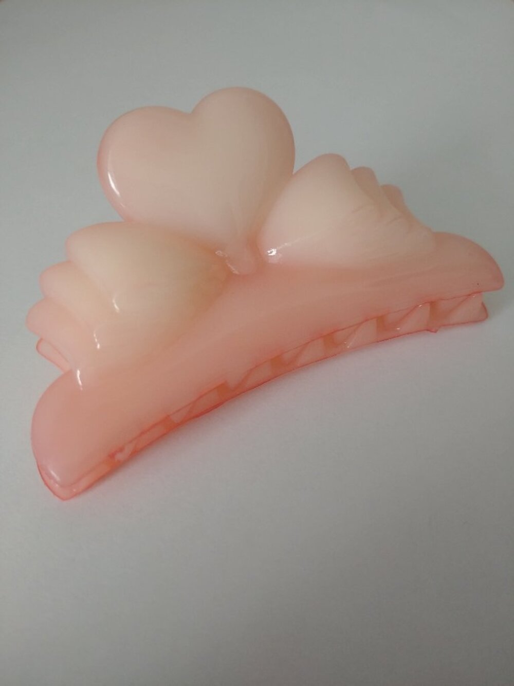 4/$20 Vintage pale pink bow claw clip hair accessory